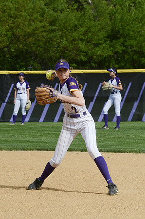 RMHS-2025-Softball_142