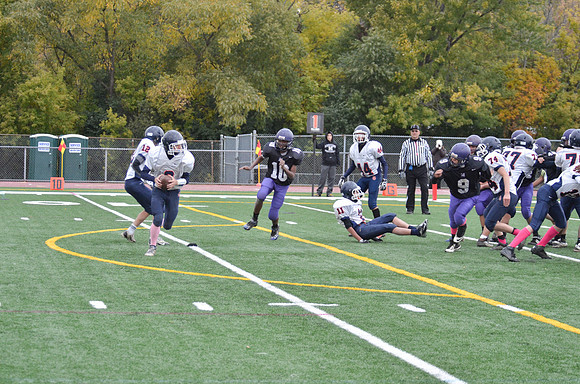 Freshman_B-FB-2013-28