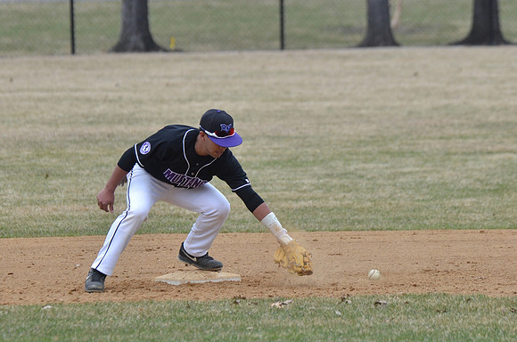RMHS-Baseball_2014-004