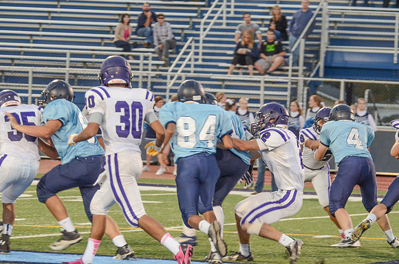 RMHS-SophomoreFB-2013-124