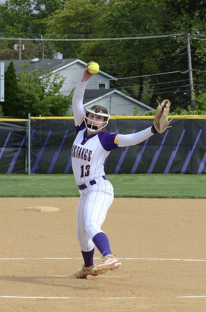 RMHS-2025-Softball_310