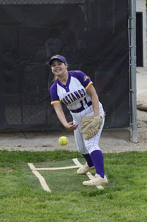 RMHS-2025-Softball_113