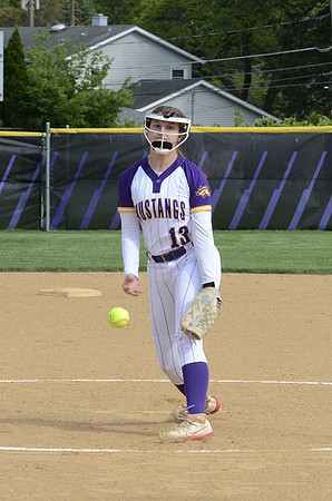 RMHS-2025-Softball_311
