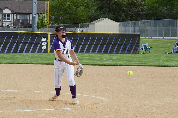 RMHS-2025-Softball_408