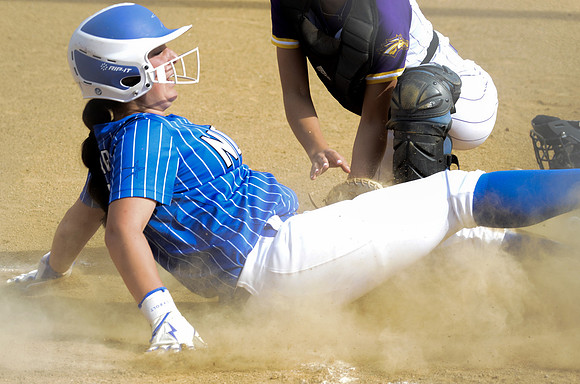 RMHS-2025-Softball_333