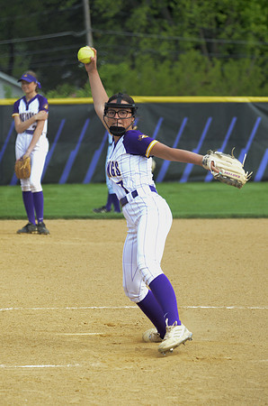 RMHS-2025-Softball_383