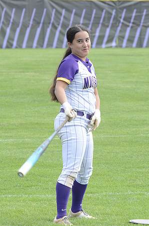 RMHS-2025-Softball_056