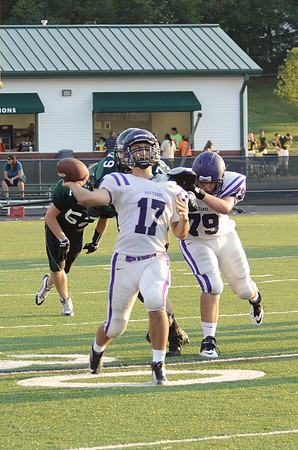 RMHS-SophomoreFB-2013-0024