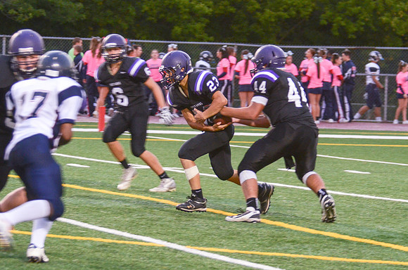 RMHS-SophomoreFB-2013-115