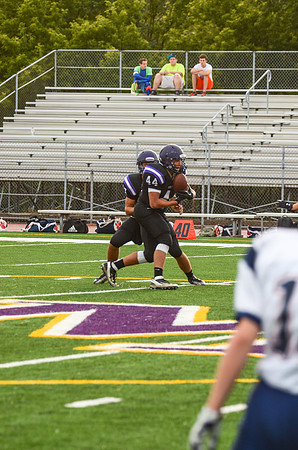 RMHS-SophomoreFB-2013-40