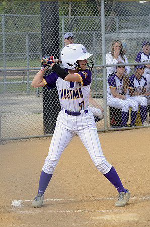 RMHS-2025-Softball_357