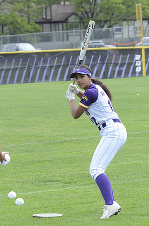 RMHS-2025-Softball_039