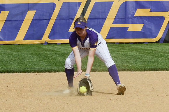 RMHS-2025-Softball_134