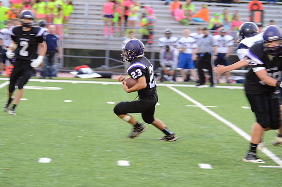 RMHS-SophomoreFB-2013-99