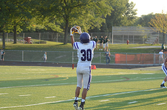 RMHS-SophomoreFB-2013-0019