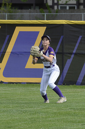 RMHS-2025-Softball_259