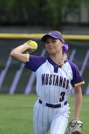 RMHS-2025-Softball_003