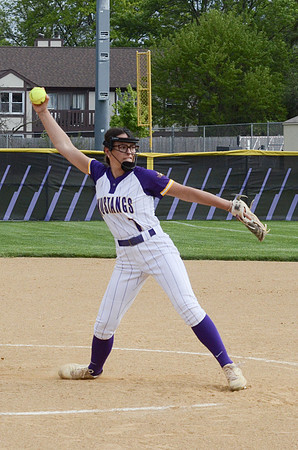 RMHS-2025-Softball_407