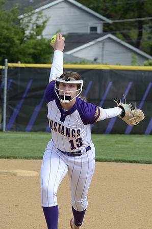 RMHS-2025-Softball_319