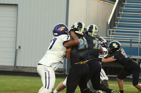 RMHS-2024-Varsity_1136
