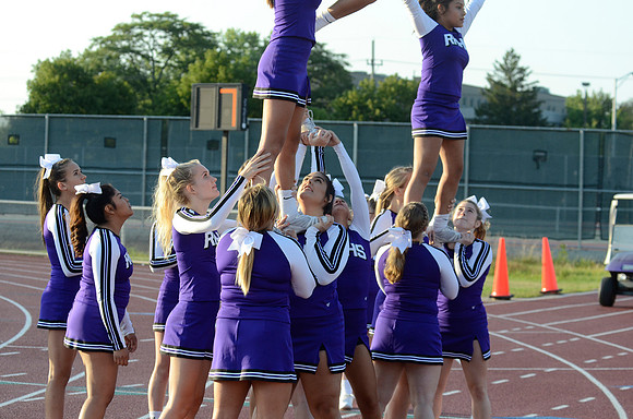 RMHS-Cheer-Poms-2017_0009