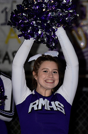 RMHS-Cheer-Poms-2017_0015