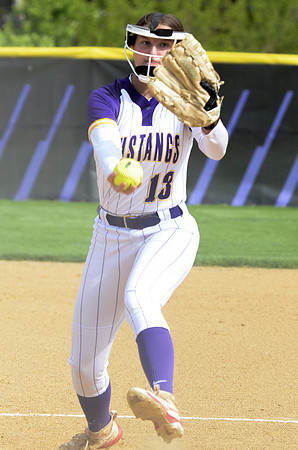 RMHS-2025-Softball_330