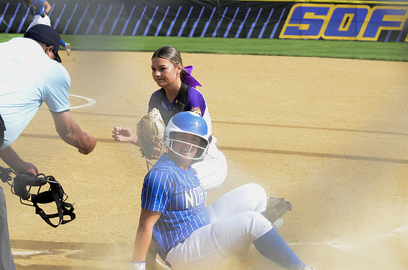 RMHS-2025-Softball_334