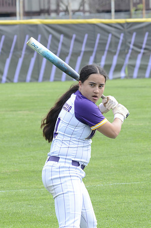 RMHS-2025-Softball_058