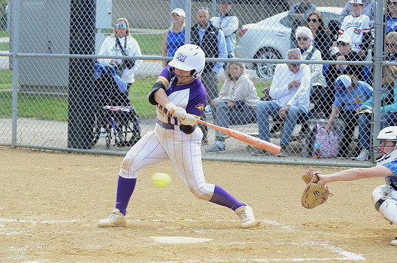 RMHS-2025-Softball_374