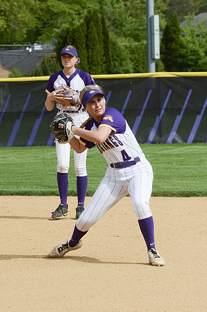 RMHS-2025-Softball_153