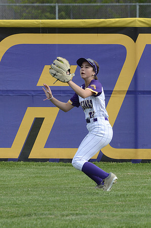RMHS-2025-Softball_251