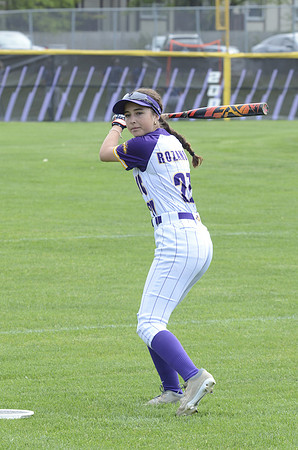 RMHS-2025-Softball_043