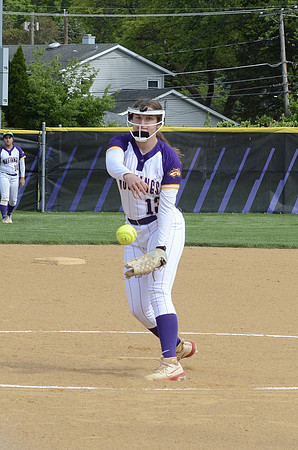 RMHS-2025-Softball_324