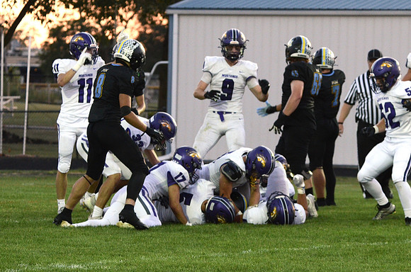 RMHS-2024-Varsity_1126