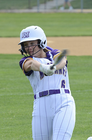 RMHS-2025-Softball_019