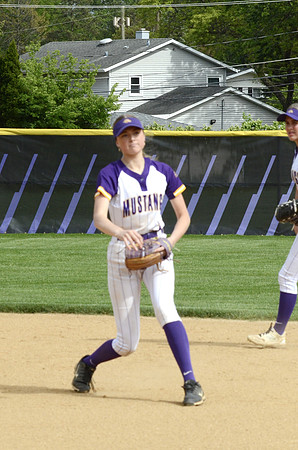 RMHS-2025-Softball_167