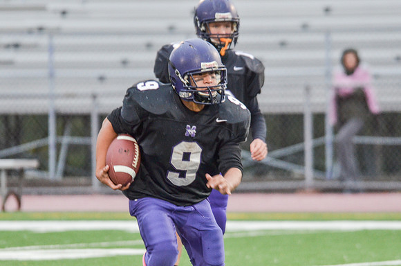 Freshman_B-FB-2013-69