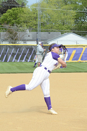 RMHS-2025-Softball_223