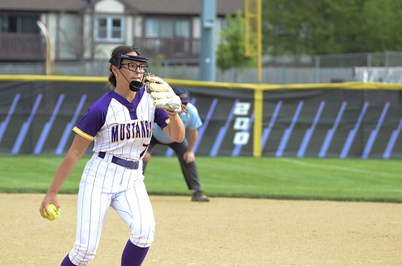 RMHS-2025-Softball_405