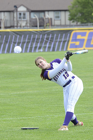 RMHS-2025-Softball_086