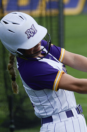 RMHS-2025-Softball_101