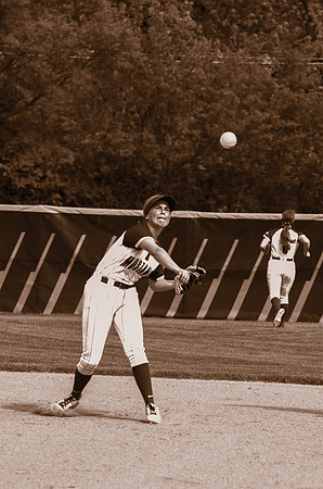 RMHS-2025-Softball_172
