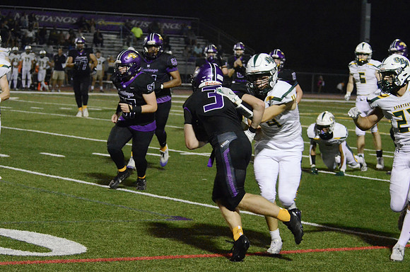 RMHS-2024-Varsity_0977