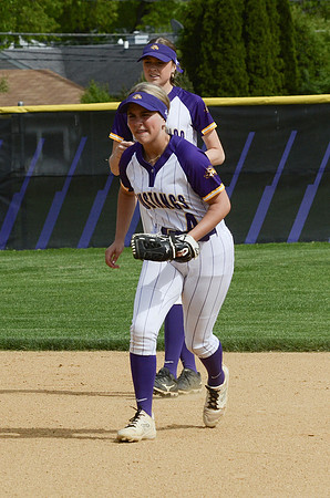 RMHS-2025-Softball_146