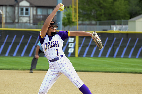 RMHS-2025-Softball_406