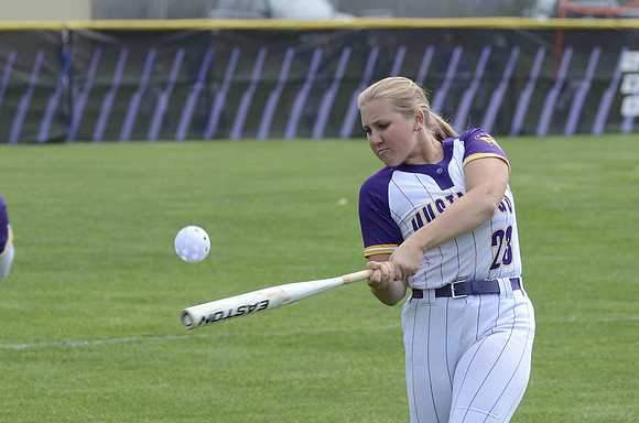 RMHS-2025-Softball_077