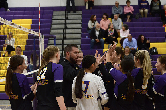 RMHS-2024-GirlsVolleyball-Varsity_0005