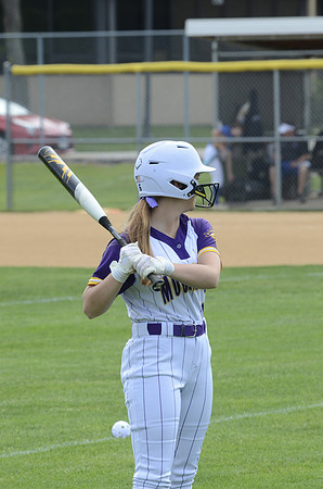 RMHS-2025-Softball_010