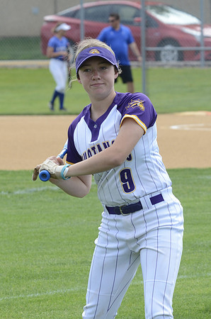 RMHS-2025-Softball_023